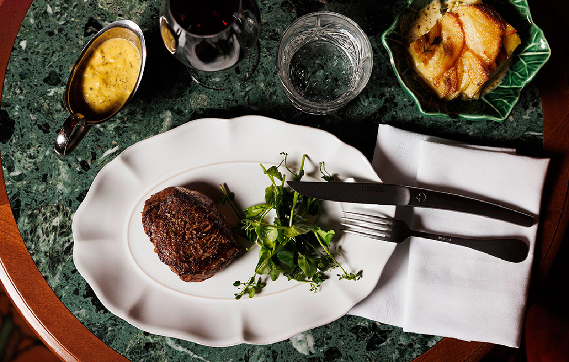 Côte de cochon sauce choron