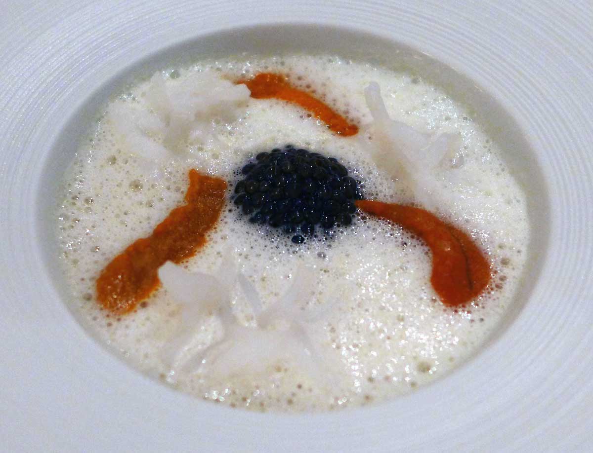 restaurant L'Abeille la Royale d'oursin et caviar