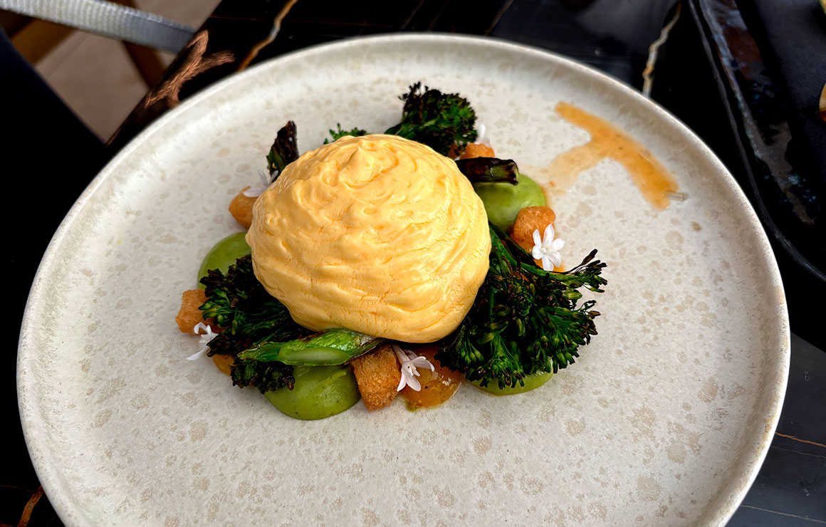 Brocoli et hollandaise pamplemousse