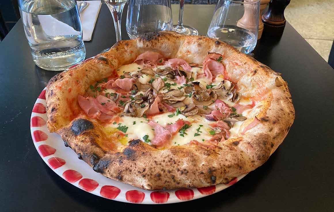 Restaurant italien pizza