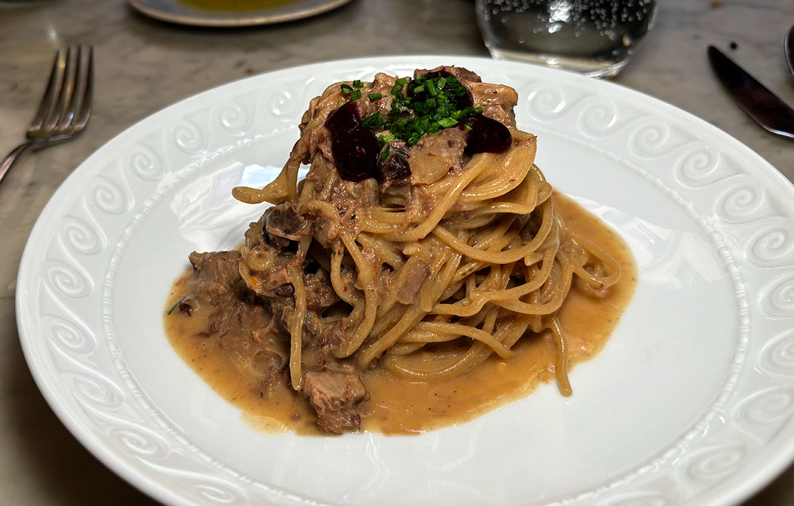 Le Patio Opéra Spaghetti au ragù