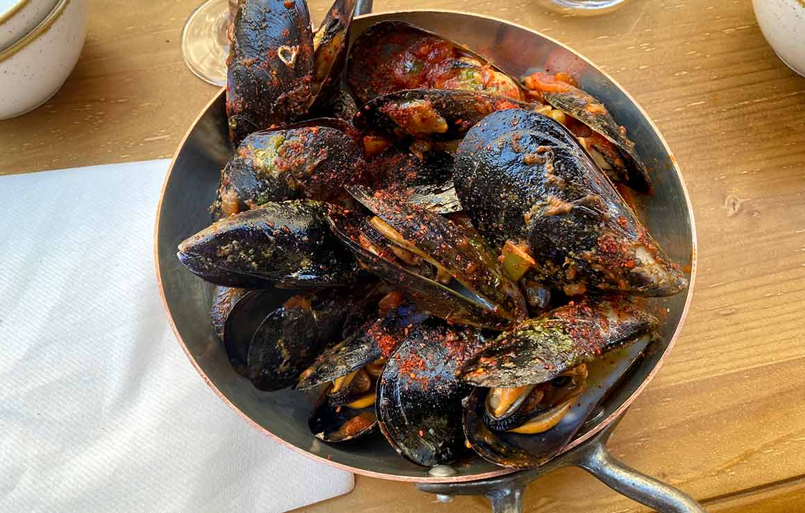 La Cantine du Troquet Dupleix moules de corde à la Biscayenne