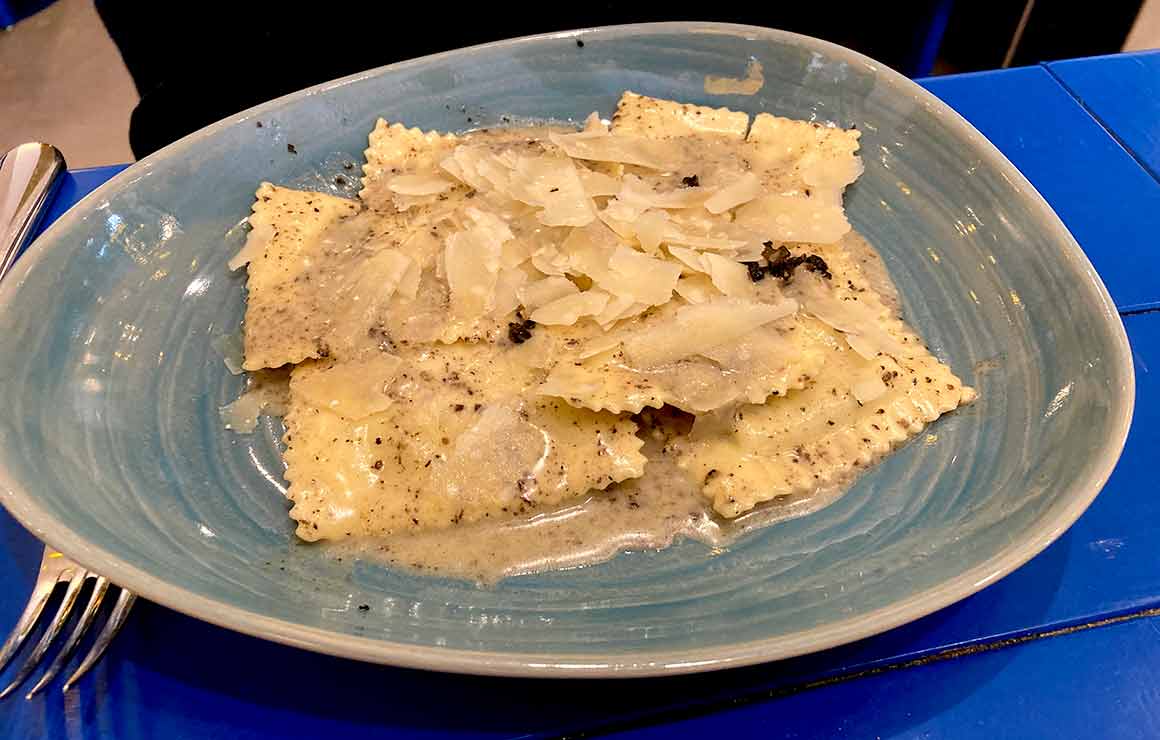 Restaurant Claudia raviolis à la truffe