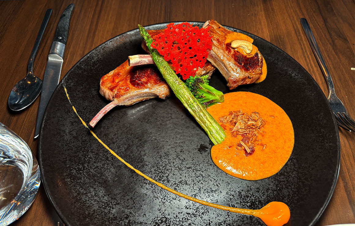 Carré d'agneau grillé
