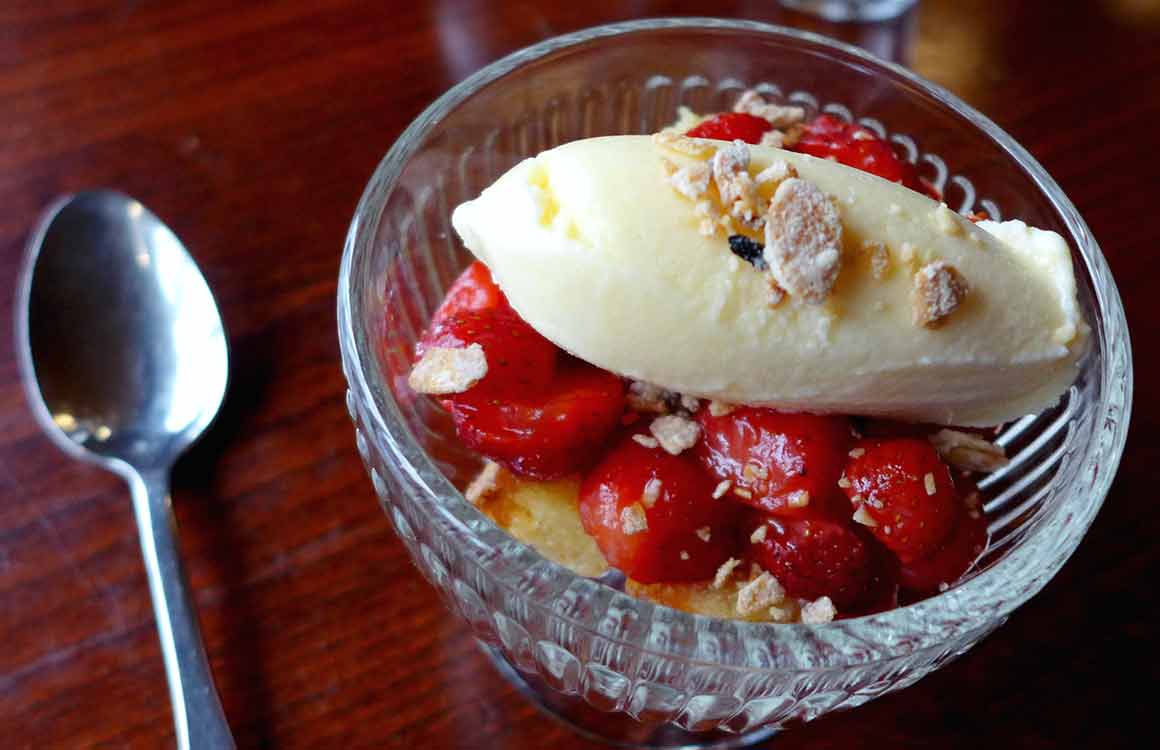 Restaurant A L'Epi d'Or Fraises glace à la fleur d'oranger