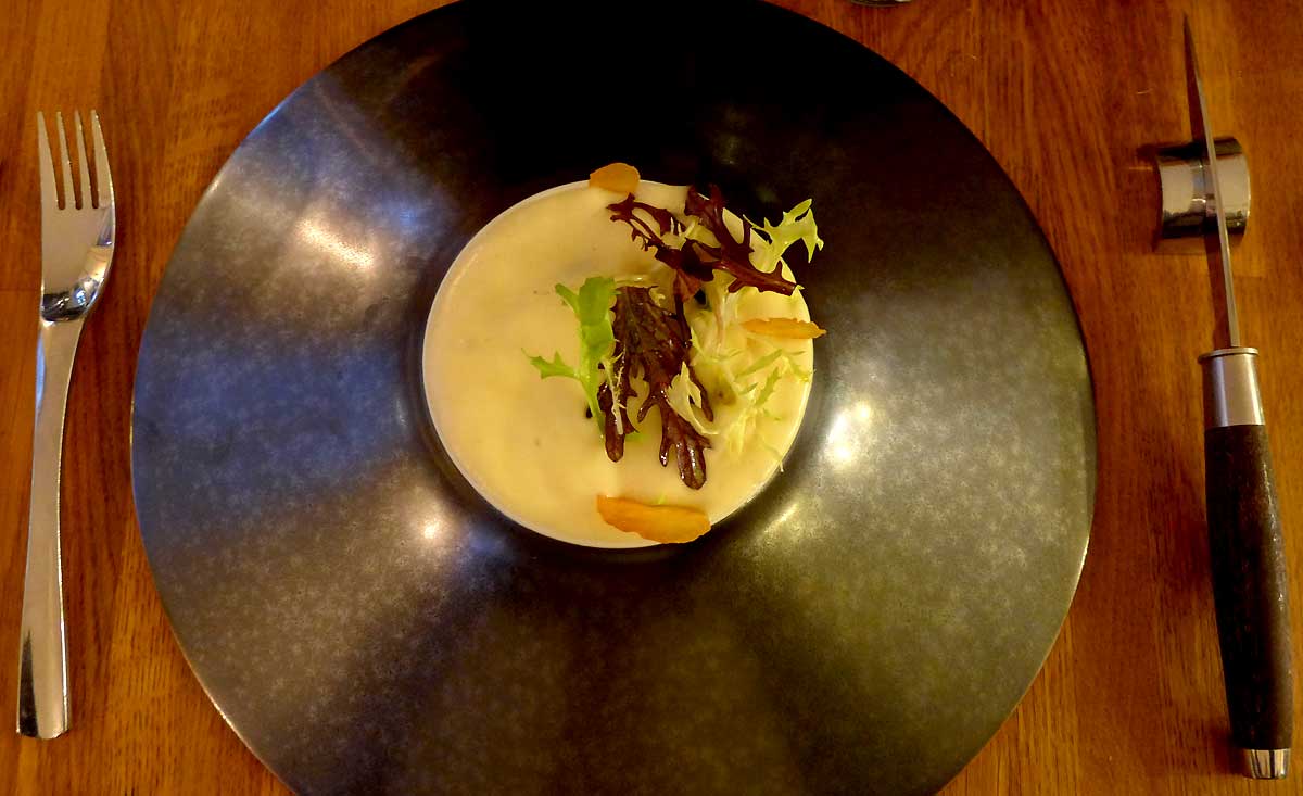 Restaurant A Noste, une entrée aux morilles 