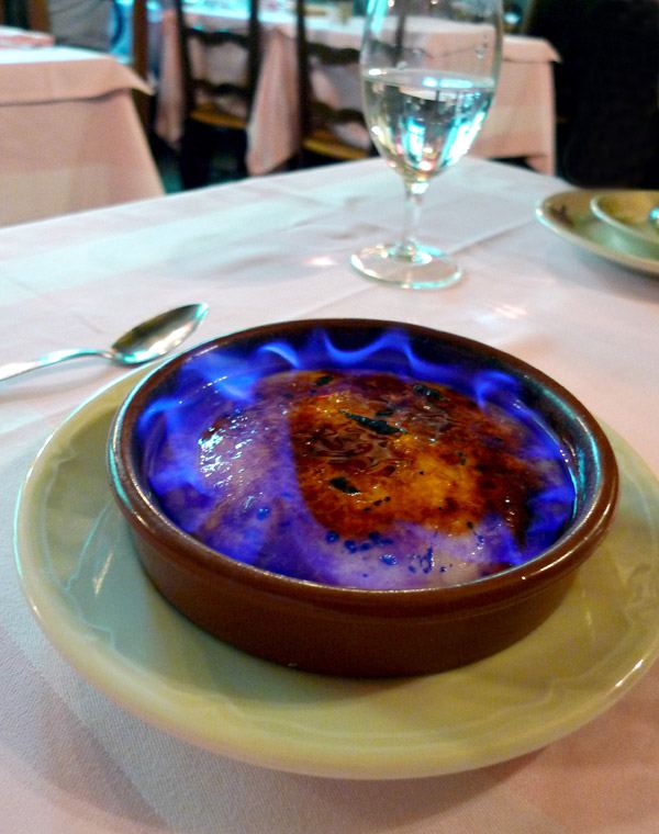 Restaurant Au Derrick Catalan, Crème Catalane flambée