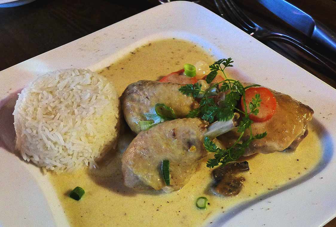 Restaurant AU PERE LOUIS : Blanquette de volaille et riz Basmati