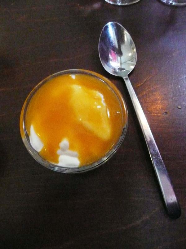 Restaurant Aux Petits Oignons, La panna cotta à la mangue 