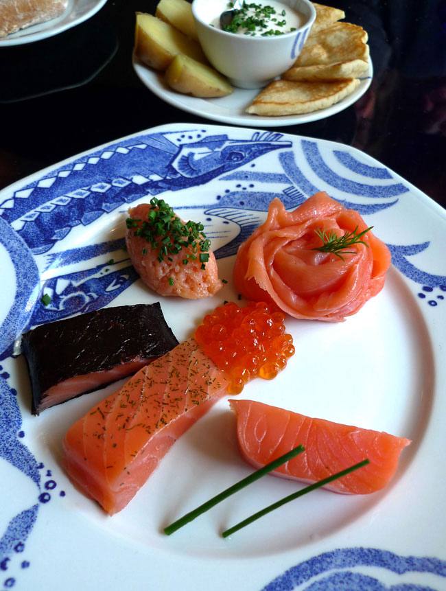 Restaurant Café Prunier, assiette Gourmande de saumon Balik