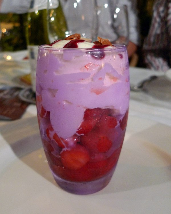 Restaurant Chez Françoise, soupe de fraises à l'infusion d'hibiscus 