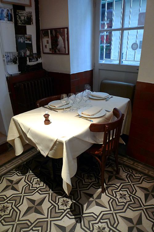 Restaurant Chez La Vieille, décor bistrot authentique