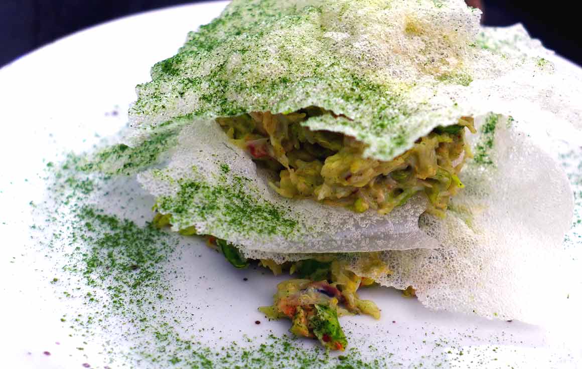 Restaurant SELLAE, Rémoulade de tourteau et sucrine avec feuilles de riz 