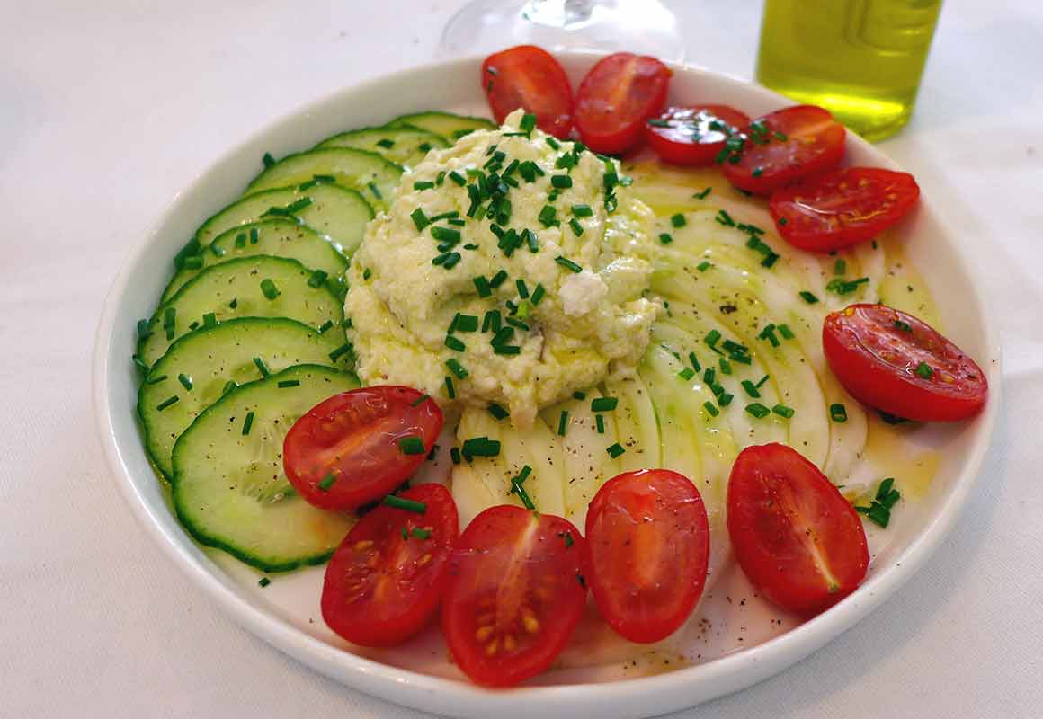 Restaurant Nonna Clelia, Tomate Daterino avec concombre et ricotta 