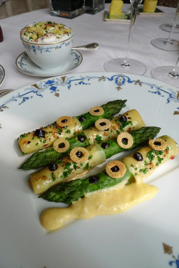 Restaurant du Ritz : Asperges vertes aux morilles