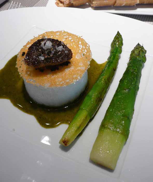 Restaurant Le Cinq : Le blanc manger d'œuf fermier au végétal