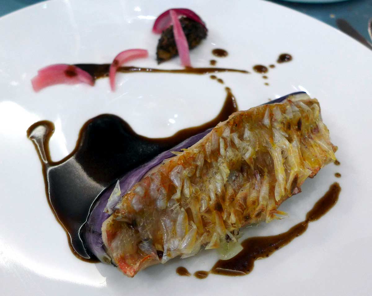 Restaurant Etoile-sur-mer : Filet de rouget au poivre