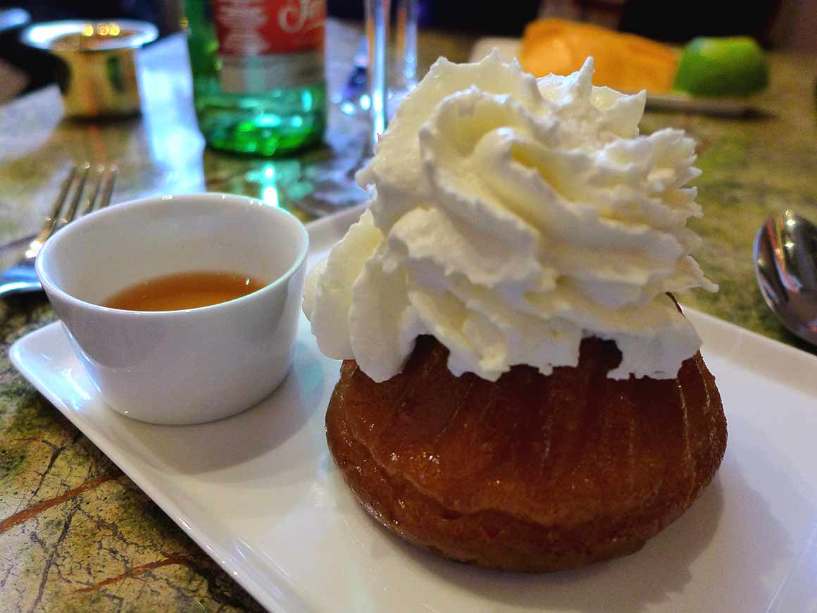 Restaurant Ginger, Baba au rhum chantilly