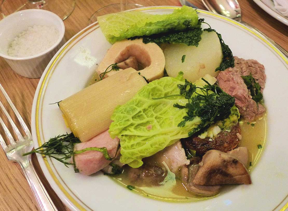 Restaurant LA BOURSE ET LA VIE, pot au feu de veau ravigote