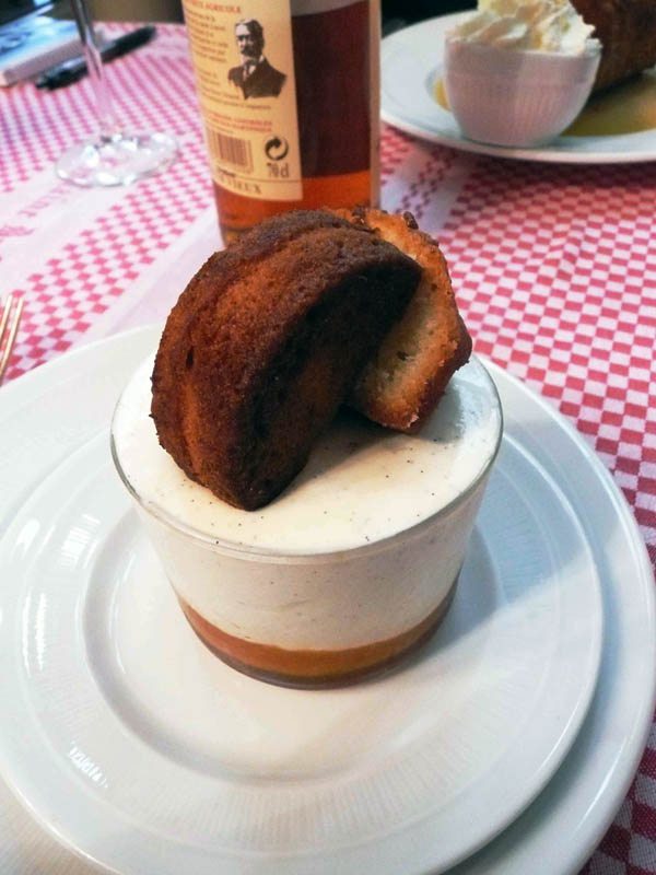 La Fontaine de Mars, baba au rhum