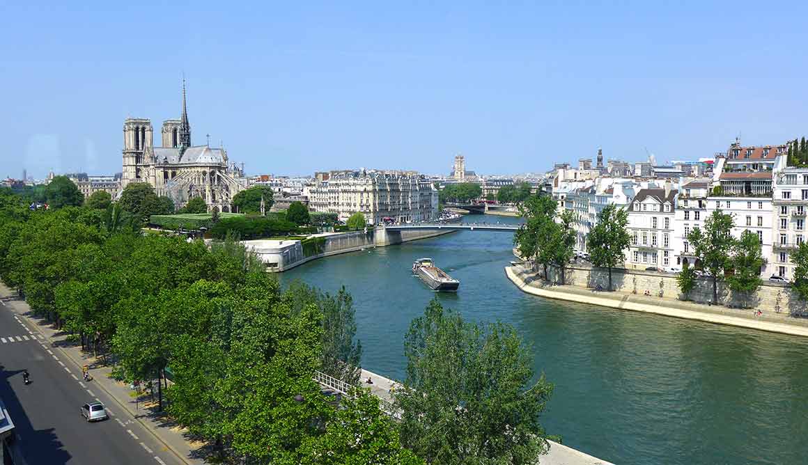 La Tour d'Argent la vue sur la Seine et Notre-Dame