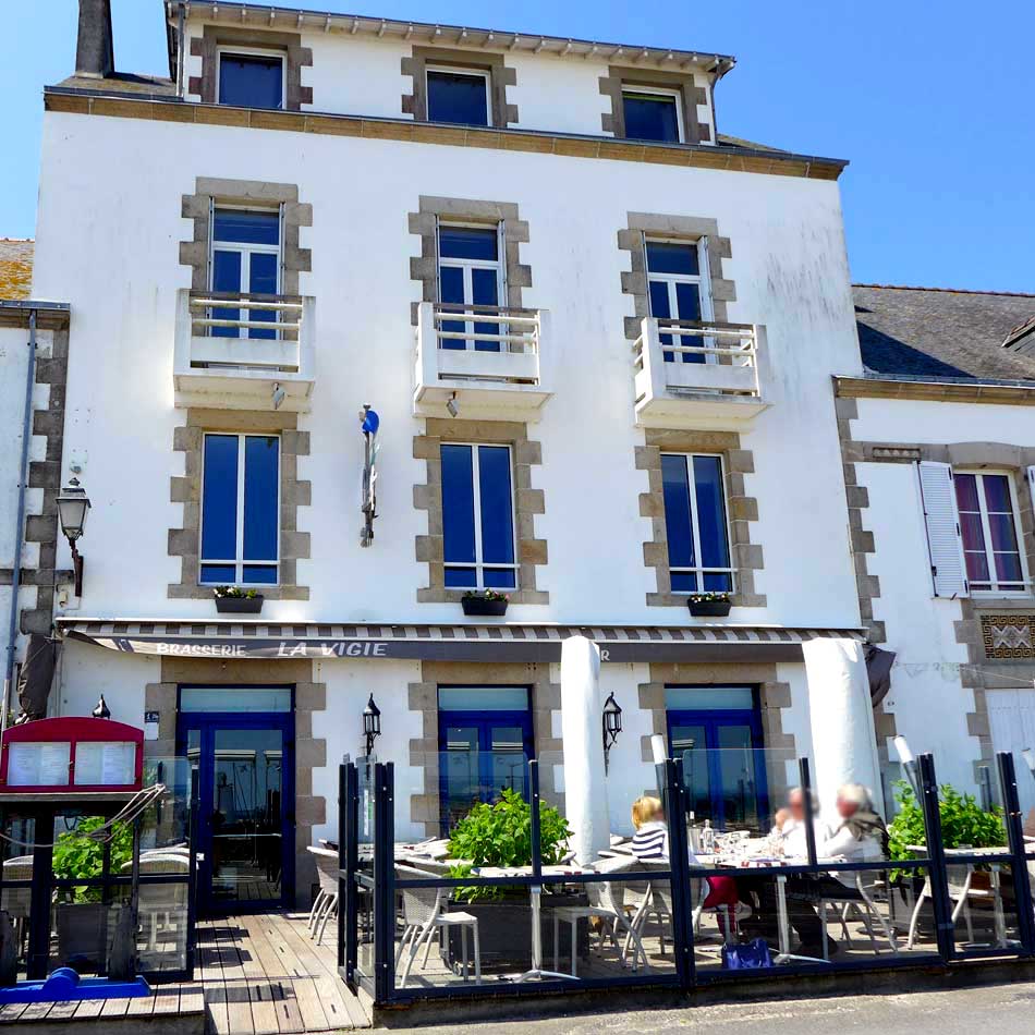 Le restaurant et sa terrasse 