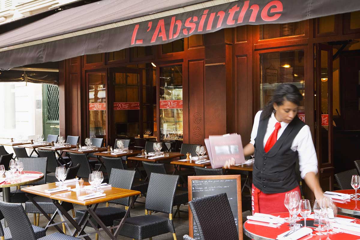 Bistrot L'Absinthe , la terrasse