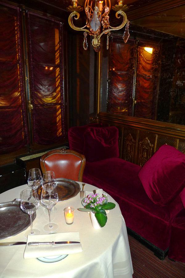 Salon au miroir