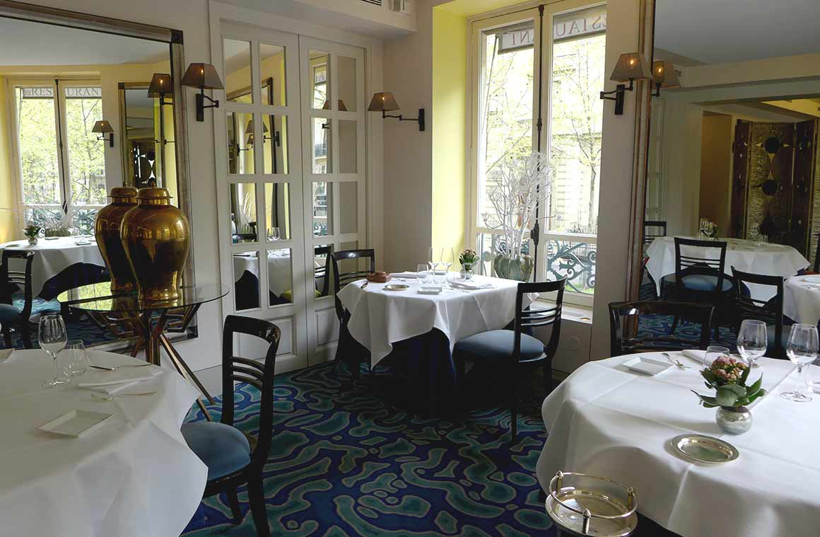 Salle du restaurant Maison Petrossian