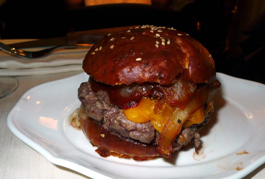 Restaurant Le Beef Club, beef burger