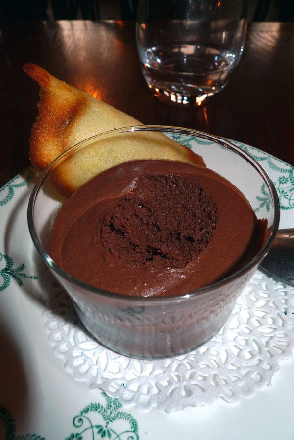 Restaurant Le Gorille Blanc, mousse au chocolat