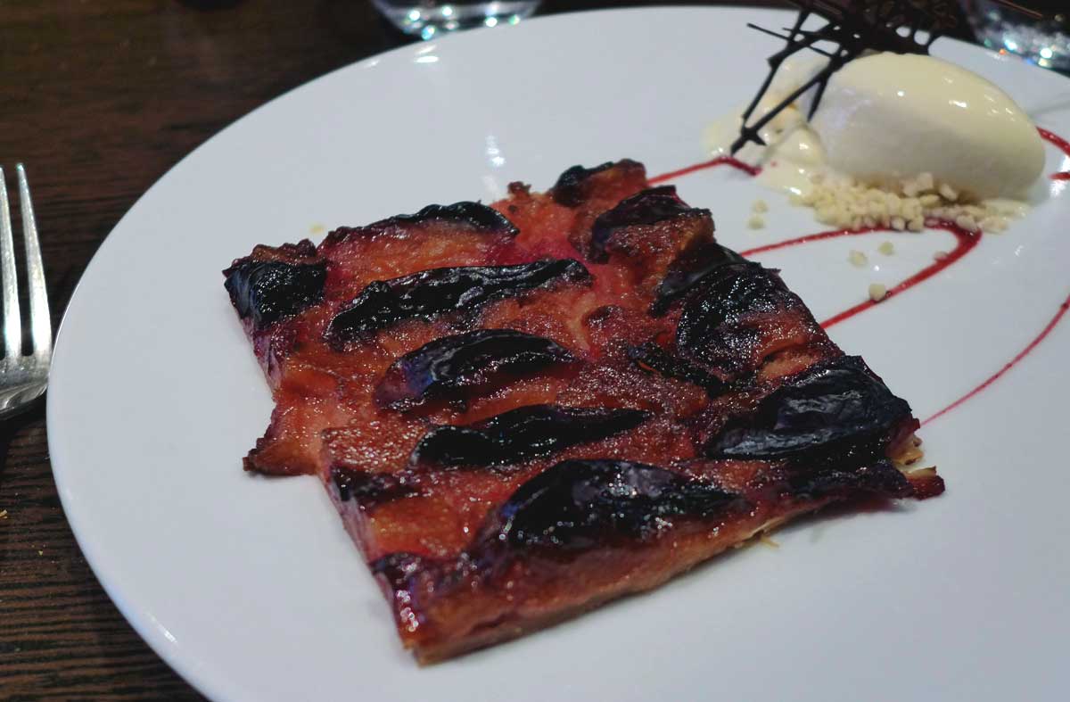 Restaurant Le Petit Bordelais : Tarte aux prunes