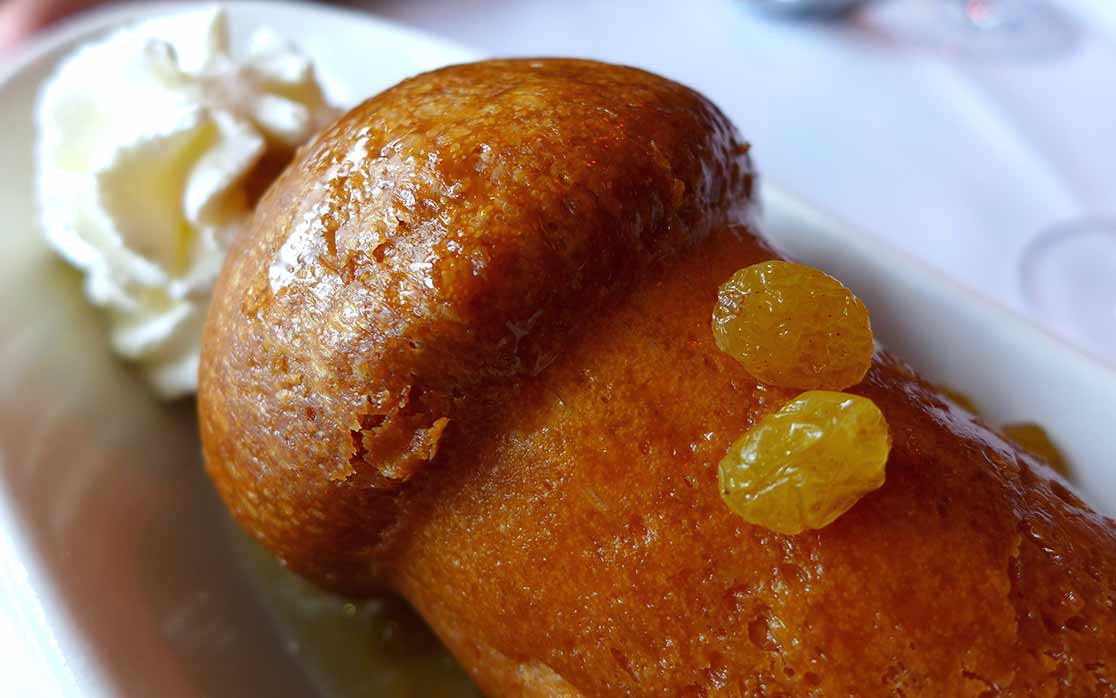 Restaurant Le Petit Sommelier, Baba au rhum agricole ambré