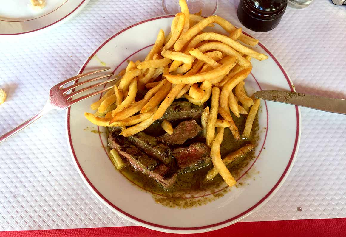 Restaurant Le Relais de Venise, Entrecôte et frites