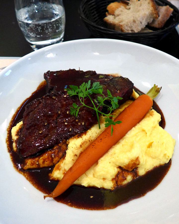 Brasserie Le Sanglier Bleu, Confit de joue de bœuf