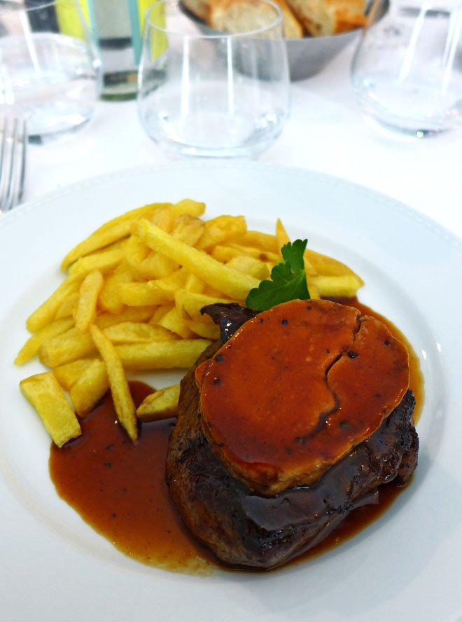 Restaurant Le Tourbillon, Chateaubriand de bœuf sauté Rossini et pommes allumettes