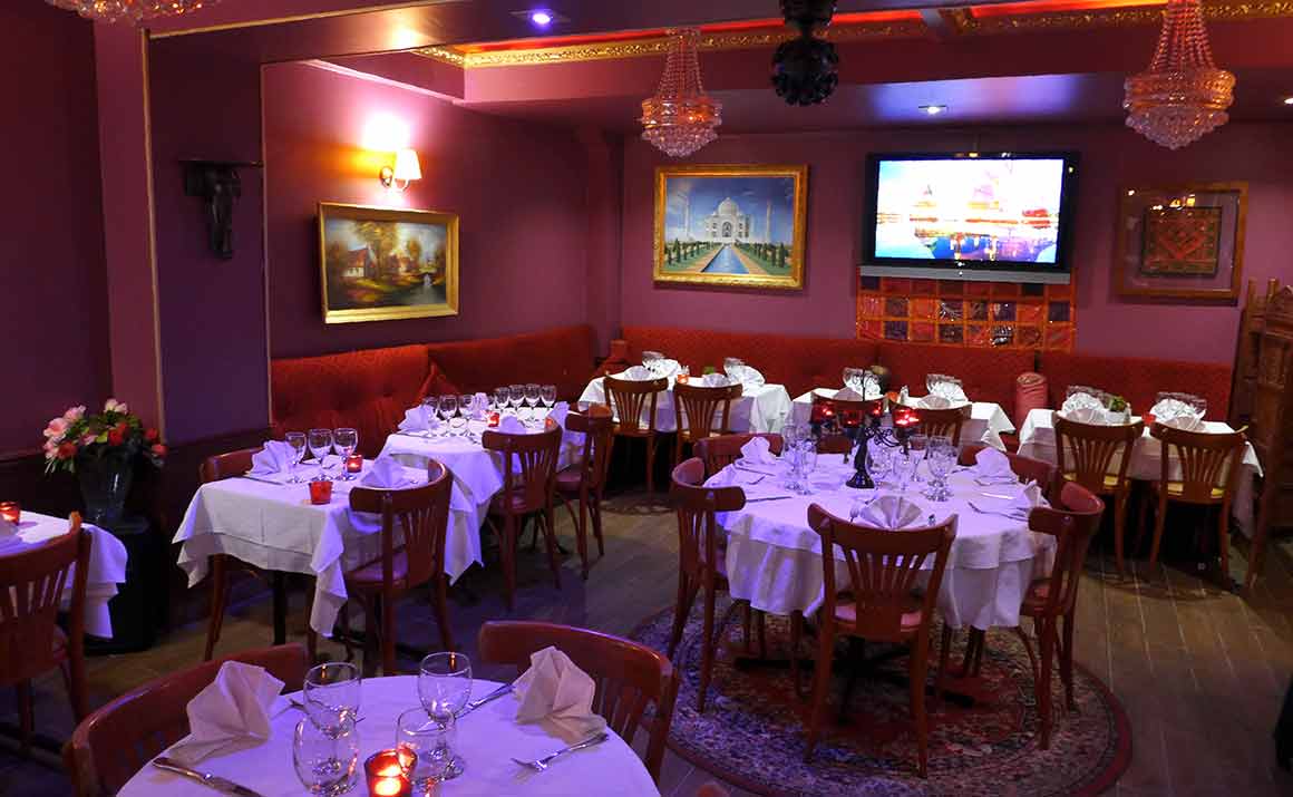 Une salle du restaurant 