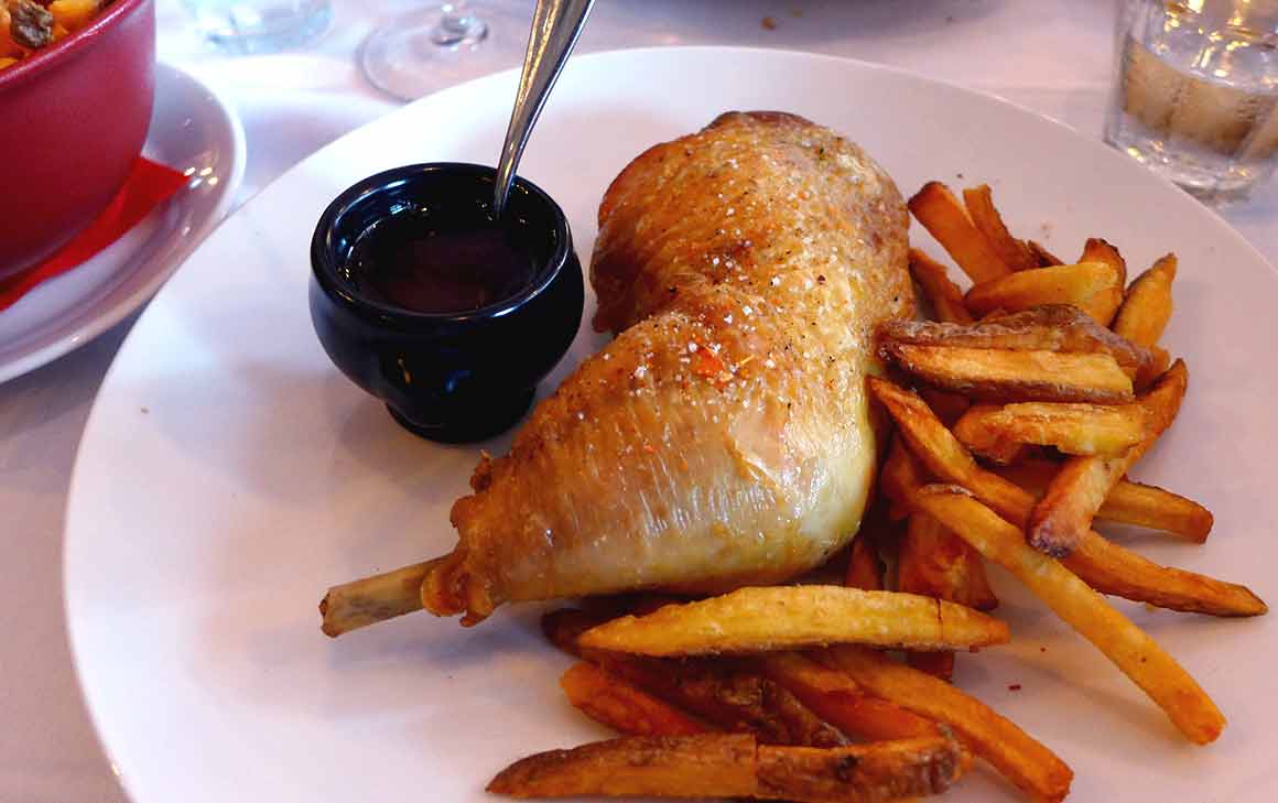 Restaurant Les Envies : Cuisse de poulet fermier