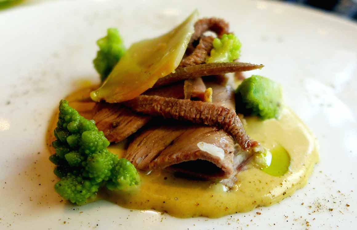 Origines, langue de veau sauce tonnato