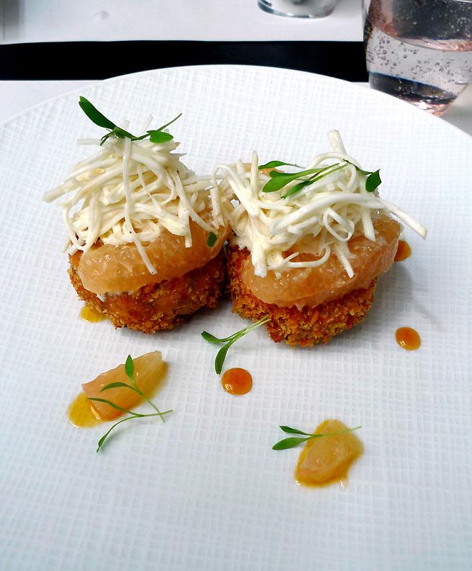 Restaurant Manger, fish cake avec pamplemousse