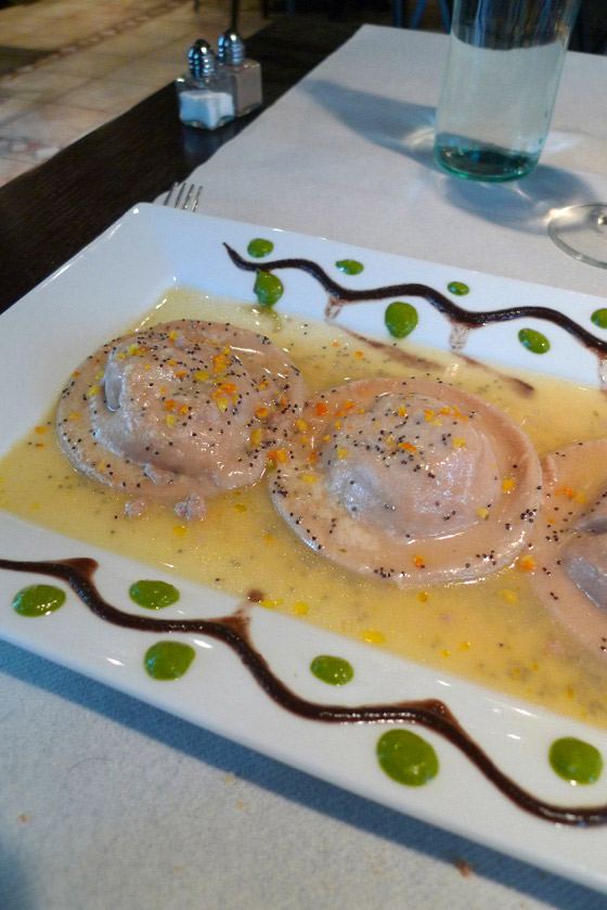 Restaurant Monteleone, tortellis rouges farcis au ragoût blanc de veau et agrumes 