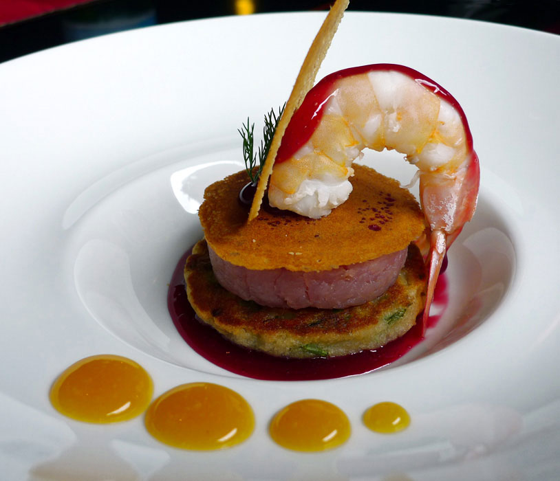 Restaurant AUX TROIS NAGAS : Duo de thon et crevettes avec sauce