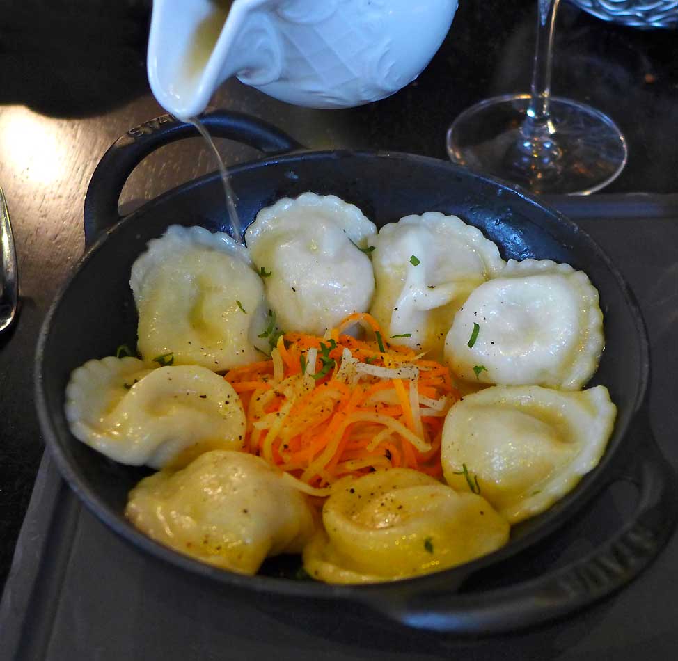 Restaurant Café Pouchkine : Pojarski et tagliatelles