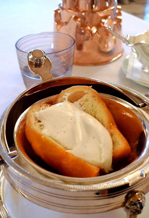 Restaurant Le Meurice, baba au rhum