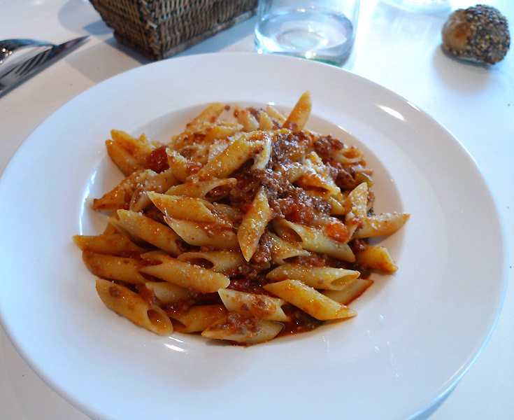 Restaurant Sassolini, penne alla bolognese