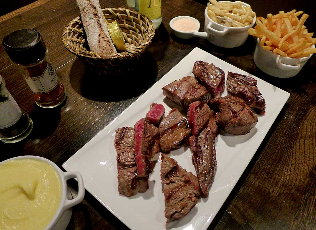 Restaurant Steaking : Assortiment de quatre viandes