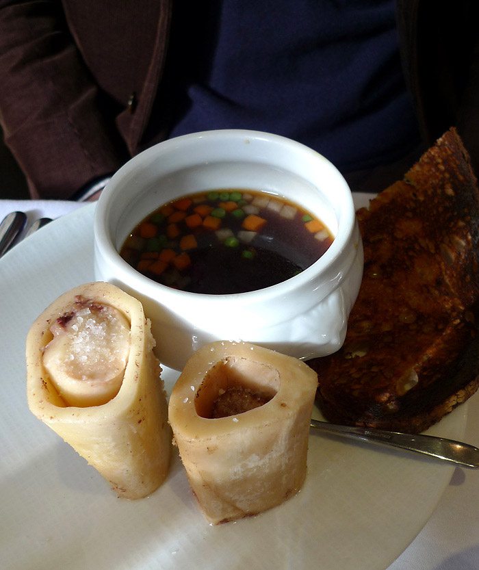 Bistrot L'Os à Moelle, Os à moelle au consommé de queues de bœuf