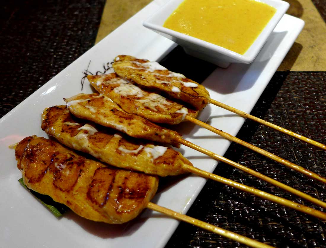 Restaurant Thiou sans Thiou : Brochette de poulet sauce satay