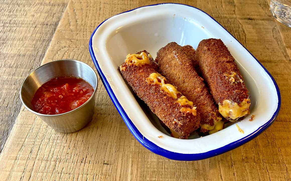 Starving Club American Cheddar Sticks