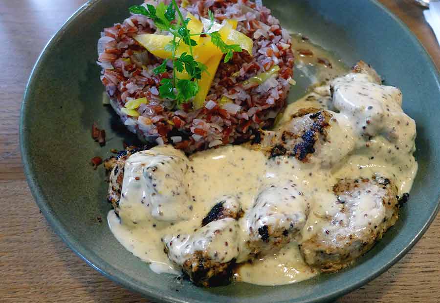 Fromagerie Monbleu, quasi de porc sauce moutardée et riz